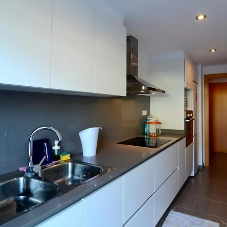 Platja 32 1º 1ª. *